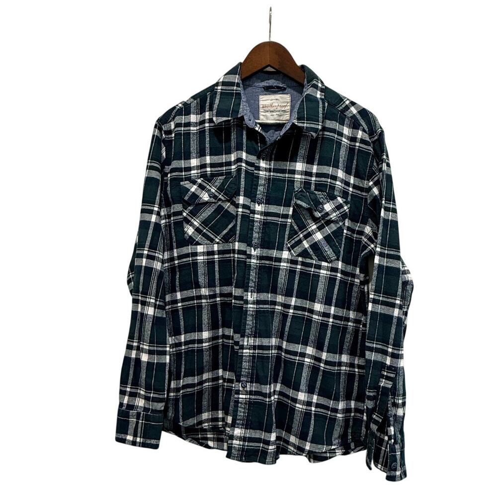 Weatherproof Vintage Flannel Mens size Large, two chest pockets